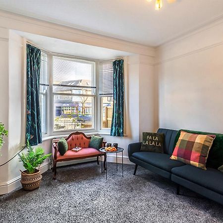 The Harrogate House - 4 Bed Townhouse Apartment Ngoại thất bức ảnh