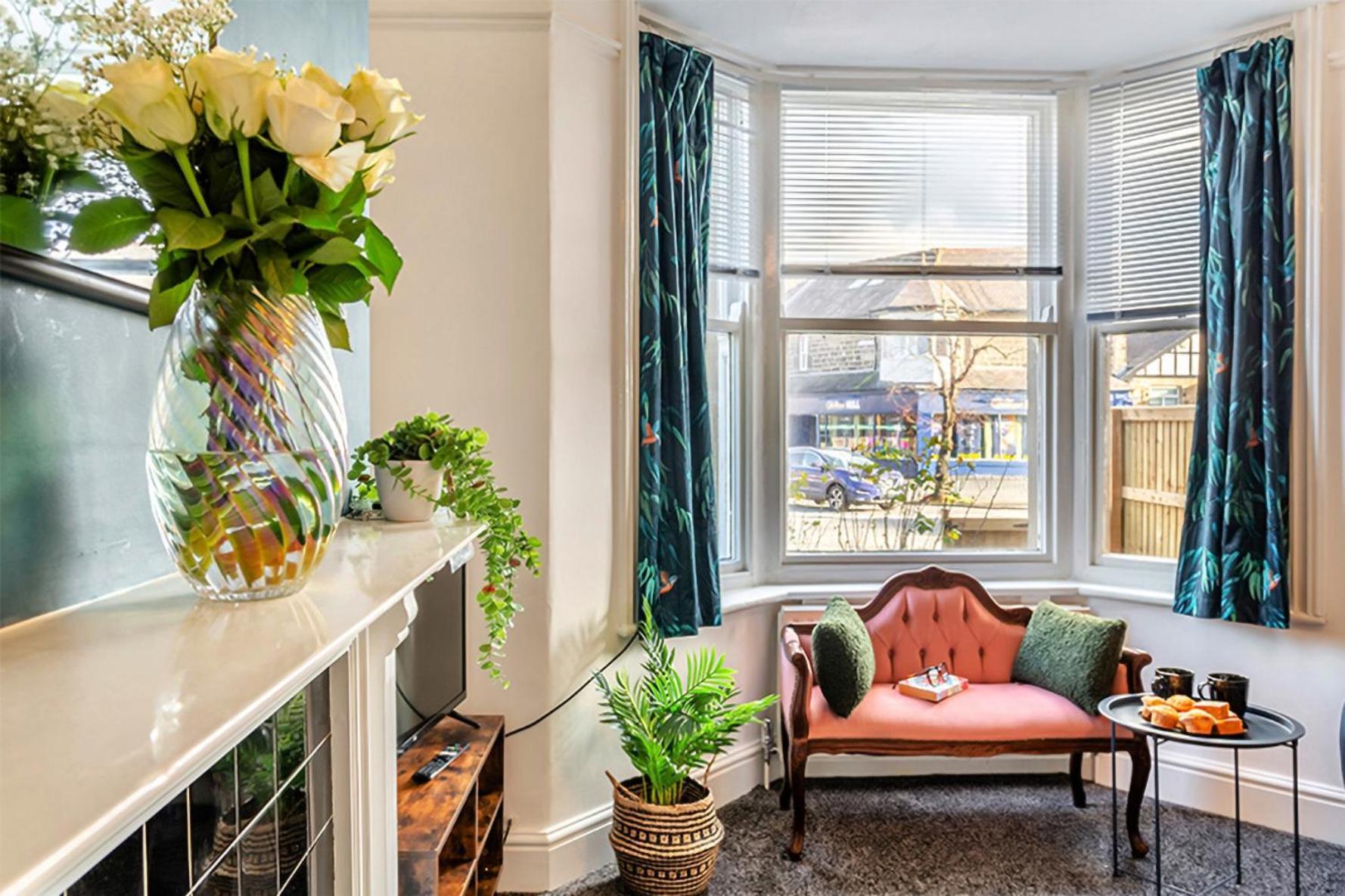 The Harrogate House - 4 Bed Townhouse Apartment Ngoại thất bức ảnh