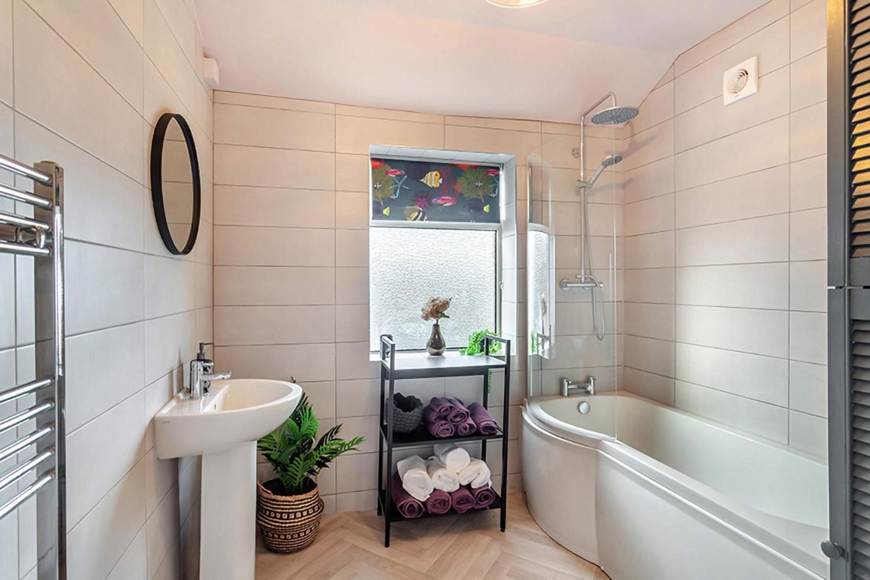 The Harrogate House - 4 Bed Townhouse Apartment Ngoại thất bức ảnh